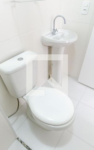 Apartamento para alugar com 32m², 2 quartos e sem vagaBanheiro