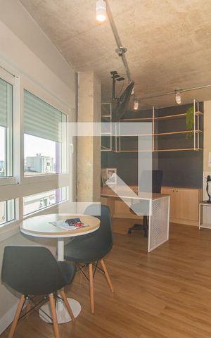 Studio à venda com 25m², 1 quarto e sem vaga Studio à venda com 25m², 1 quarto e sem vagaLoft