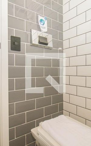 Studio à venda com 25m², 1 quarto e sem vaga Studio à venda com 25m², 1 quarto e sem vagaBanheiro