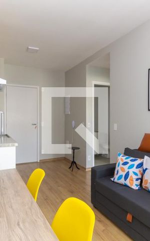 Apartamento à venda com 33m², 1 quarto e sem vaga Apartamento à venda com 33m², 1 quarto e sem vagaSala