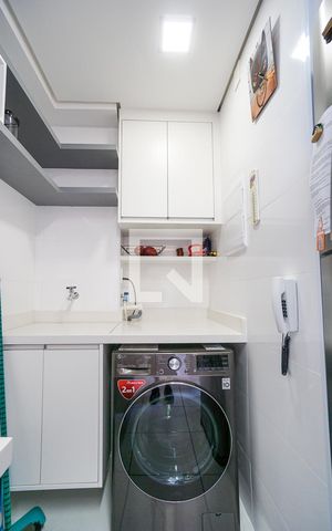 Apartamento à venda com 32m², 2 quartos e sem vagaÁrea de serviço