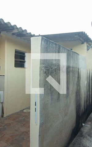Casa para alugar com 40m², 1 quarto e sem vagaEntrada