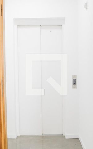 Apartamento à venda com 110m², 3 quartos e 2 vagas Apartamento à venda com 110m², 3 quartos e 2 vagasEntrada