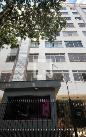 Apartamento à venda com 100m², 2 quartos e 1 vaga Apartamento à venda com 100m², 2 quartos e 1 vagaFachada