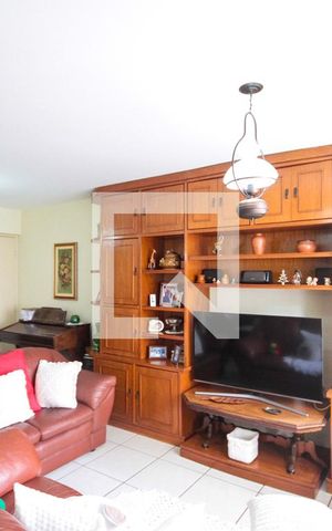 Apartamento à venda com 100m², 2 quartos e 1 vaga Apartamento à venda com 100m², 2 quartos e 1 vagaSala