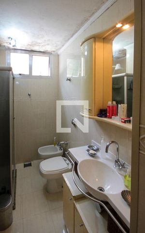 Apartamento à venda com 100m², 2 quartos e 1 vaga Apartamento à venda com 100m², 2 quartos e 1 vagaBanheiro