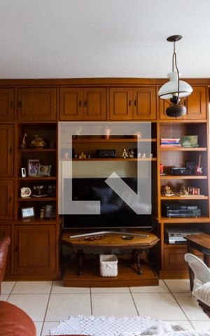 Apartamento à venda com 100m², 2 quartos e 1 vaga Apartamento à venda com 100m², 2 quartos e 1 vagaSala