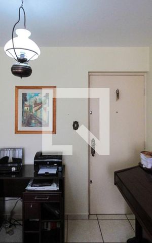 Apartamento à venda com 100m², 2 quartos e 1 vaga Apartamento à venda com 100m², 2 quartos e 1 vagaSala