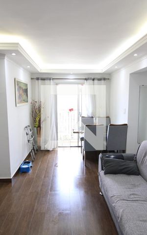 Apartamento à venda com 68m², 2 quartos e 2 vagasSala