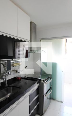Apartamento à venda com 68m², 2 quartos e 2 vagasCozinha