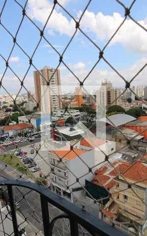 Apartamento à venda com 68m², 2 quartos e 2 vagasSala - Varanda