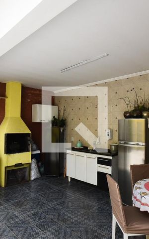 Casa à venda com 330m², 3 quartos e 10 vagas Casa à venda com 330m², 3 quartos e 10 vagasChurrasqueira