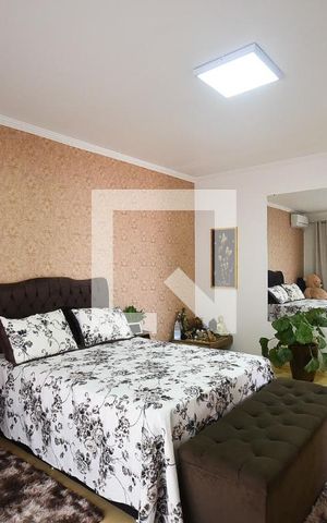 Casa à venda com 330m², 3 quartos e 10 vagas Casa à venda com 330m², 3 quartos e 10 vagasSuíte 3