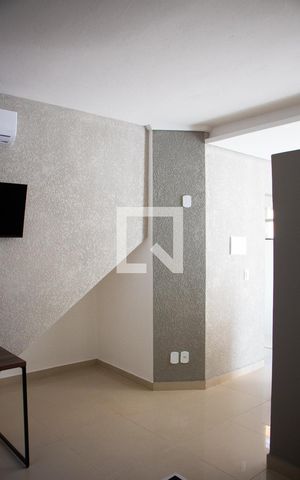 Studio à venda com 35m², 1 quarto e 1 vaga Studio à venda com 35m², 1 quarto e 1 vagaSALA/QUARTO