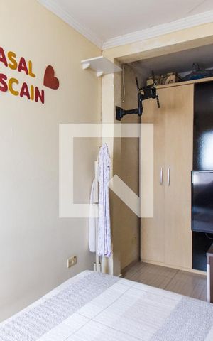 Casa de condomínio à venda com 212m², 3 quartos e 2 vagasQuarto 2  