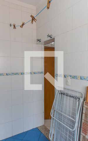 Casa de condomínio à venda com 212m², 3 quartos e 2 vagasÁrea de Serviço