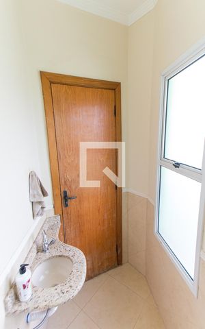 Casa de condomínio à venda com 212m², 3 quartos e 2 vagasLavabo da Sala  