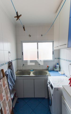 Casa de condomínio à venda com 212m², 3 quartos e 2 vagasÁrea de Serviço