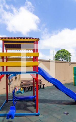 Apartamento para alugar com 55m², 2 quartos e 1 vaga Apartamento para alugar com 55m², 2 quartos e 1 vagaÁrea comum - Playground