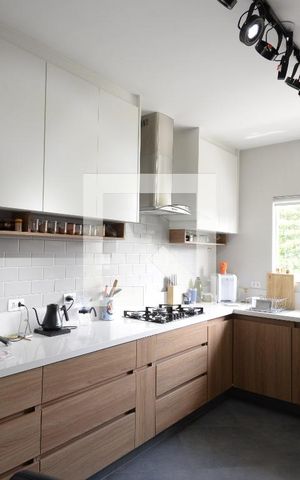 Casa à venda com 195m², 4 quartos e 5 vagasCozinha
