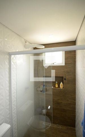 Casa à venda com 195m², 4 quartos e 5 vagasStudio