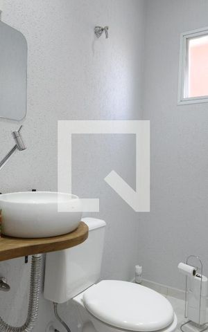 Casa à venda com 195m², 4 quartos e 5 vagasLavabo
