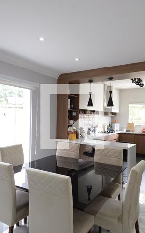 Casa à venda com 195m², 4 quartos e 5 vagasCozinha
