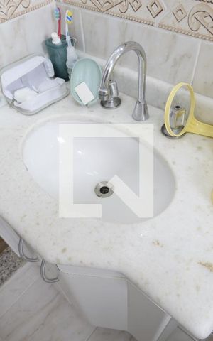 Casa à venda com 195m², 4 quartos e 5 vagasSuíte 1