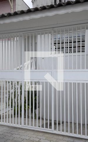 Casa à venda com 195m², 4 quartos e 5 vagasFachada