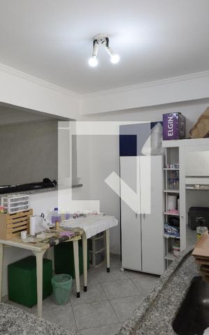 Casa à venda com 195m², 4 quartos e 5 vagasCozinha Garagem