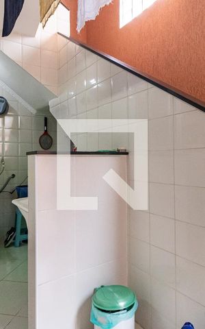 Casa à venda com 300m², 4 quartos e 3 vagas Casa à venda com 300m², 4 quartos e 3 vagasLavanderia da Casa 1