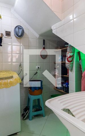 Casa à venda com 300m², 4 quartos e 3 vagas Casa à venda com 300m², 4 quartos e 3 vagasLavanderia da Casa 1