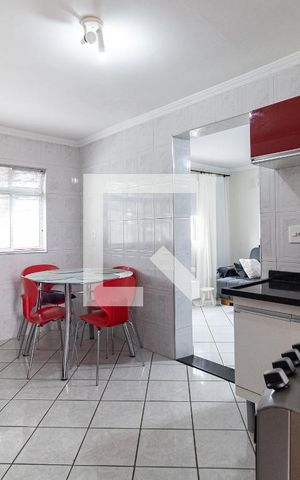 Casa à venda com 300m², 4 quartos e 3 vagas Casa à venda com 300m², 4 quartos e 3 vagasCozinha da Casa 2