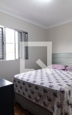 Casa à venda com 300m², 4 quartos e 3 vagas Casa à venda com 300m², 4 quartos e 3 vagasQuarto 1 da Casa 2