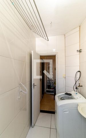 Apartamento à venda com 40m², 1 quarto e sem vagaBanheiro - Lavadora