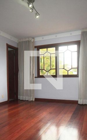 Casa à venda com 350m², 3 quartos e 4 vagasSuite 3