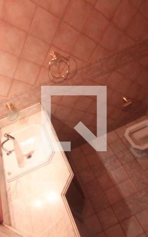 Casa à venda com 350m², 3 quartos e 4 vagasBanheiro Social