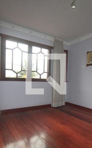 Casa à venda com 350m², 3 quartos e 4 vagasSuite 3
