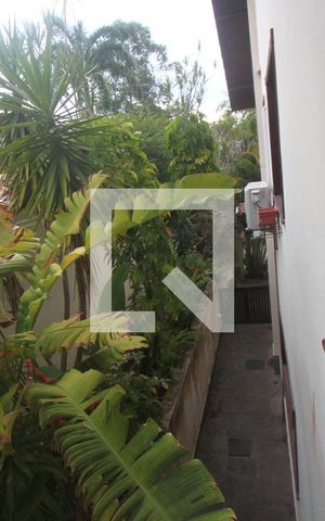 Casa à venda com 350m², 3 quartos e 4 vagasVista