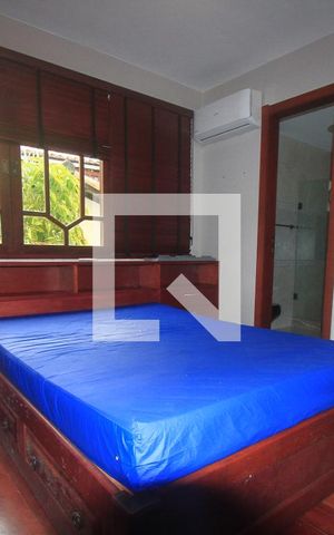 Casa à venda com 350m², 3 quartos e 4 vagasSuite 2