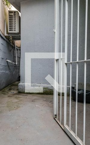 Casa para alugar com 152m², 3 quartos e 5 vagas Casa para alugar com 152m², 3 quartos e 5 vagasQuintal