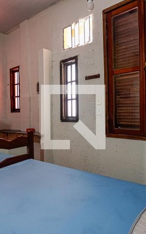 Casa de condomínio para alugar com 52m², 1 quarto e sem vaga Casa de condomínio para alugar com 52m², 1 quarto e sem vagaQuarto
