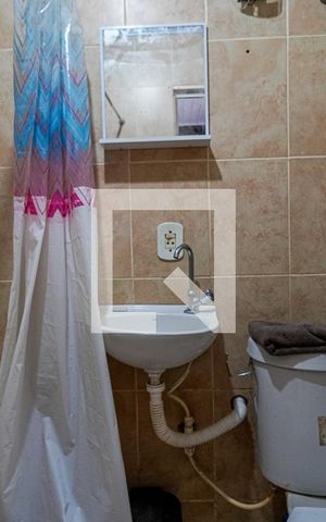 Casa de condomínio para alugar com 52m², 1 quarto e sem vaga Casa de condomínio para alugar com 52m², 1 quarto e sem vagaBanheiro