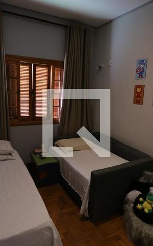 Casa de condomínio à venda com 140m², 4 quartos e 2 vagas Casa de condomínio à venda com 140m², 4 quartos e 2 vagasQuarto 2