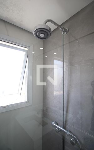 Apartamento à venda com 71m², 2 quartos e 1 vaga Apartamento à venda com 71m², 2 quartos e 1 vagaBanheiro da Suíte