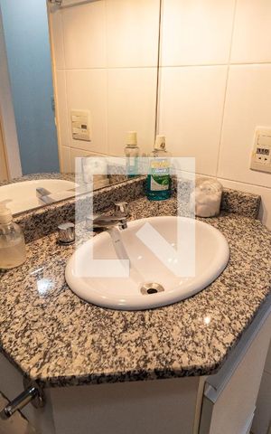 Apartamento à venda com 79m², 3 quartos e 2 vagasBanheiro Social