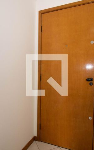 Apartamento para alugar com 28m², 1 quarto e 1 vaga Apartamento para alugar com 28m², 1 quarto e 1 vagaHall