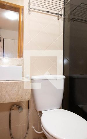 Apartamento para alugar com 28m², 1 quarto e 1 vaga Apartamento para alugar com 28m², 1 quarto e 1 vagaBanheiro da Suíte