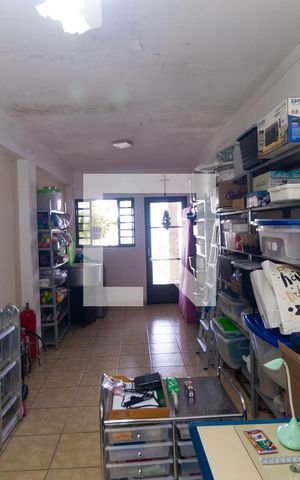 Casa à venda com 200m², 4 quartos e 3 vagas Casa à venda com 200m², 4 quartos e 3 vagasSala 01 da Casa 02