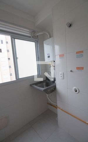 Apartamento para alugar com 43m², 2 quartos e 1 vaga Apartamento para alugar com 43m², 2 quartos e 1 vagaÁrea de Serviço